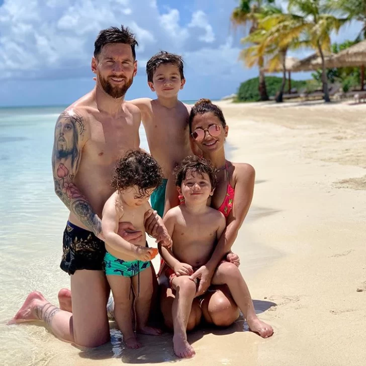 La mejores fotos de las vacaciones de Lionel Messi y su familia La mejores fotos de las vacaciones de Lionel Messi y su familia