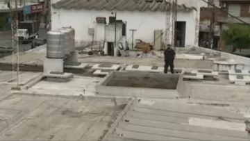 Nueve presos se fugan por los techos de la comisaría y recapturan a dos Nueve presos se fugan por los techos de la comisaría y recapturan a dos