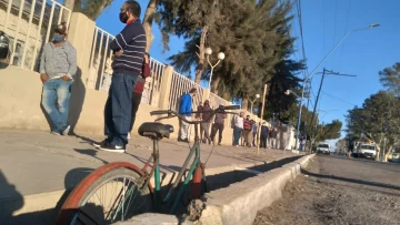 A minutos de cerrar la votación, el 60% del padrón fue a sufragar en San Juan A minutos de cerrar la votación, el 60% del padrón fue a sufragar en San Juan