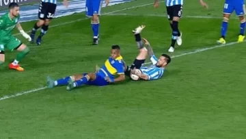 [VIDEOS] La polémica mano del final de Racing-Boca que Rapallini no consideró penal