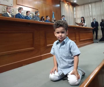 Con risas y travesuras, los hijos de los nuevos funcionarios ‘coparon’ Casa de Gobierno Con risas y travesuras, los hijos de los nuevos funcionarios ‘coparon’ Casa de Gobierno