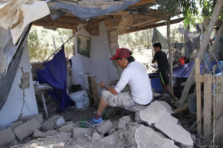Barrios de Pie pidió un “plan de evacuación urgente” para damnificados por el terremoto