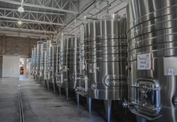 El INV y el INTI desarrollaron una certificación para exportaciones vitivinícolas