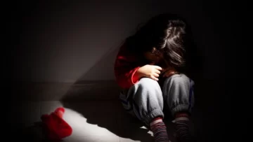 Mendoza: una niña de 12 años quedó embarazada tras ser violada por un amigo de su padre Mendoza: una niña de 12 años quedó embarazada tras ser violada por un amigo de su padre