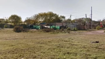 Un hombre encontró a un bebé muerto y quemado en un basural