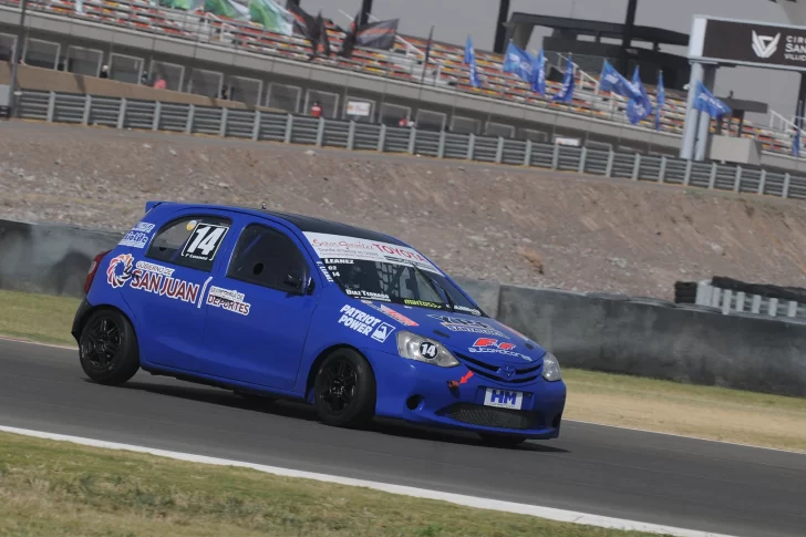 Facundo Leanez aprovechó la localía en El Villicum y lideró el primer entrenamiento