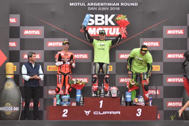 Jonathan Rea desafió a la lluvia e impuso su jerarquía con récord incluido en El Villicum Jonathan Rea desafió a la lluvia e impuso su jerarquía con récord incluido en El Villicum