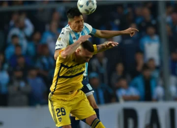 Racing venció de manera agónica a Boca y se metió de lleno en la pelea Racing venció de manera agónica a Boca y se metió de lleno en la pelea