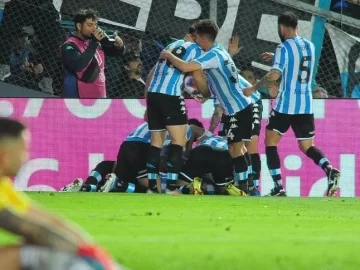 Racing Club venció a Argentinos Juniors y se prende en la lucha Racing Club venció a Argentinos Juniors y se prende en la lucha