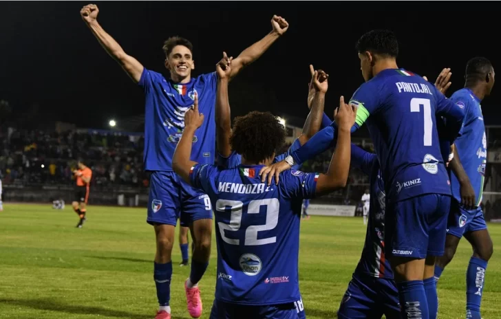 Fede Paz, el sanjuanino de los ascensos en Ecuador: subió a la “A” con el Imbabura Fede Paz, el sanjuanino de los ascensos en Ecuador: subió a la “A” con el Imbabura