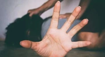 Abusó de su media hermana con retraso madurativo aprovechando que estaba dormida Abusó de su media hermana con retraso madurativo aprovechando que estaba dormida