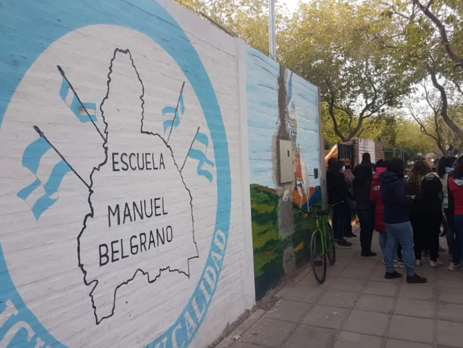 Encendido reclamo de padres de una escuela donde fueron manoseadas tres alumnas