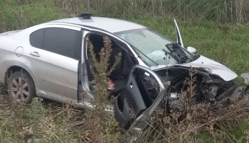 Murió una mujer y hay seis heridos en un choque frontal Murió una mujer y hay seis heridos en un choque frontal