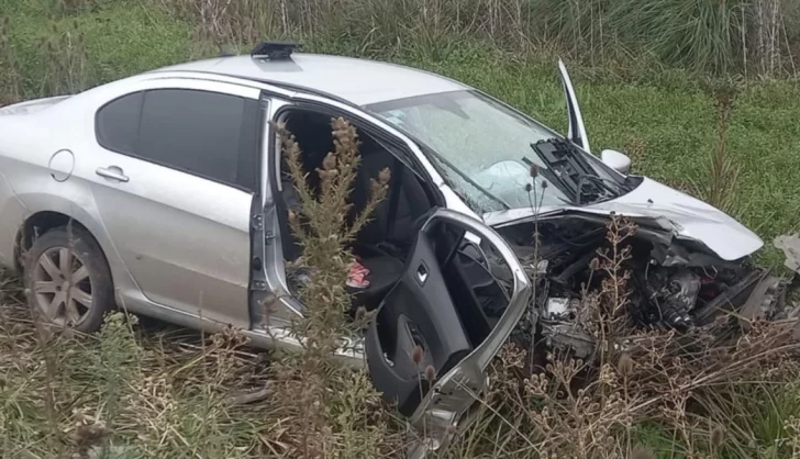 Murió una mujer y hay seis heridos en un choque frontal Murió una mujer y hay seis heridos en un choque frontal