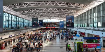 El Gobierno eliminará todos los cupos para el ingreso de pasajeros del exterior El Gobierno eliminará todos los cupos para el ingreso de pasajeros del exterior