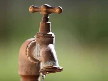 Desde este lunes se amplía el horario de uso restringido de agua potable