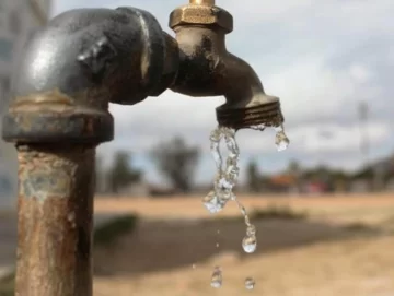 Por la rotura de dos caños, se verá afectado el servicio agua en diferentes barrios Por la rotura de dos caños, se verá afectado el servicio agua en diferentes barrios