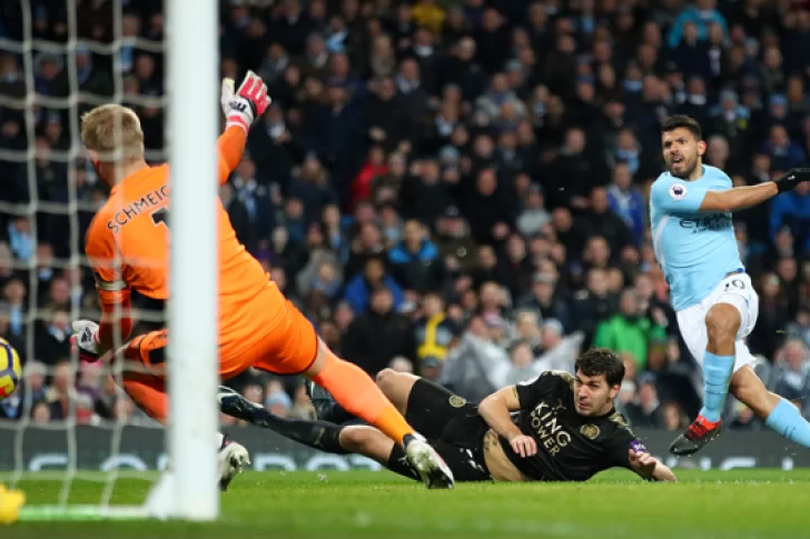 Póker del Kun Agüero en la victoria del City