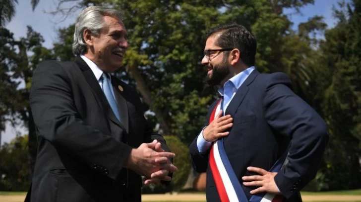 Boric confirmó que su primer viaje al exterior tendrá como destino Argentina Boric confirmó que su primer viaje al exterior tendrá como destino Argentina