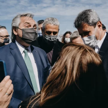 Llega Ferraresi a entregar el Gran Libertador, ¿con Alberto Fernández? Llega Ferraresi a entregar el Gran Libertador, ¿con Alberto Fernández?