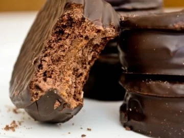 Prohibieron la venta de una miel, un alfajor y un helado