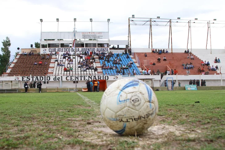 Dos facciones de la barra de Alianza se enfrentaron y dos personas fueron apuñaladas