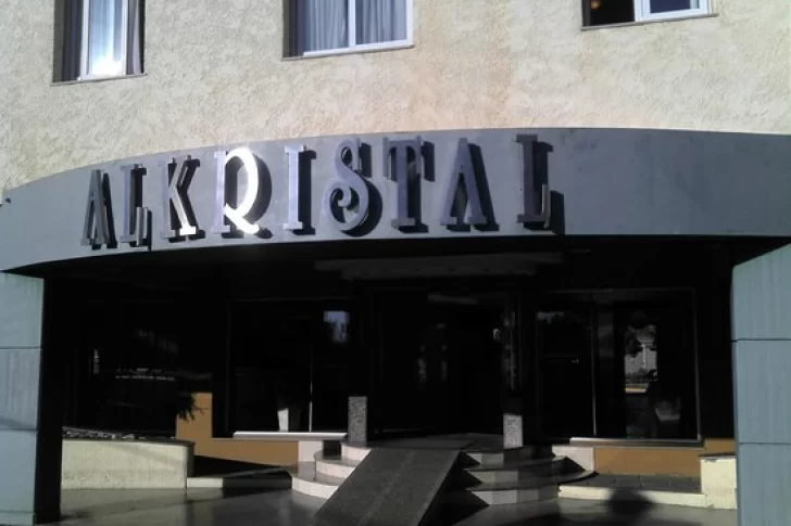 El Hotel Alkristal cerró sus puertas y profundiza la grave situación que atraviesa el sector