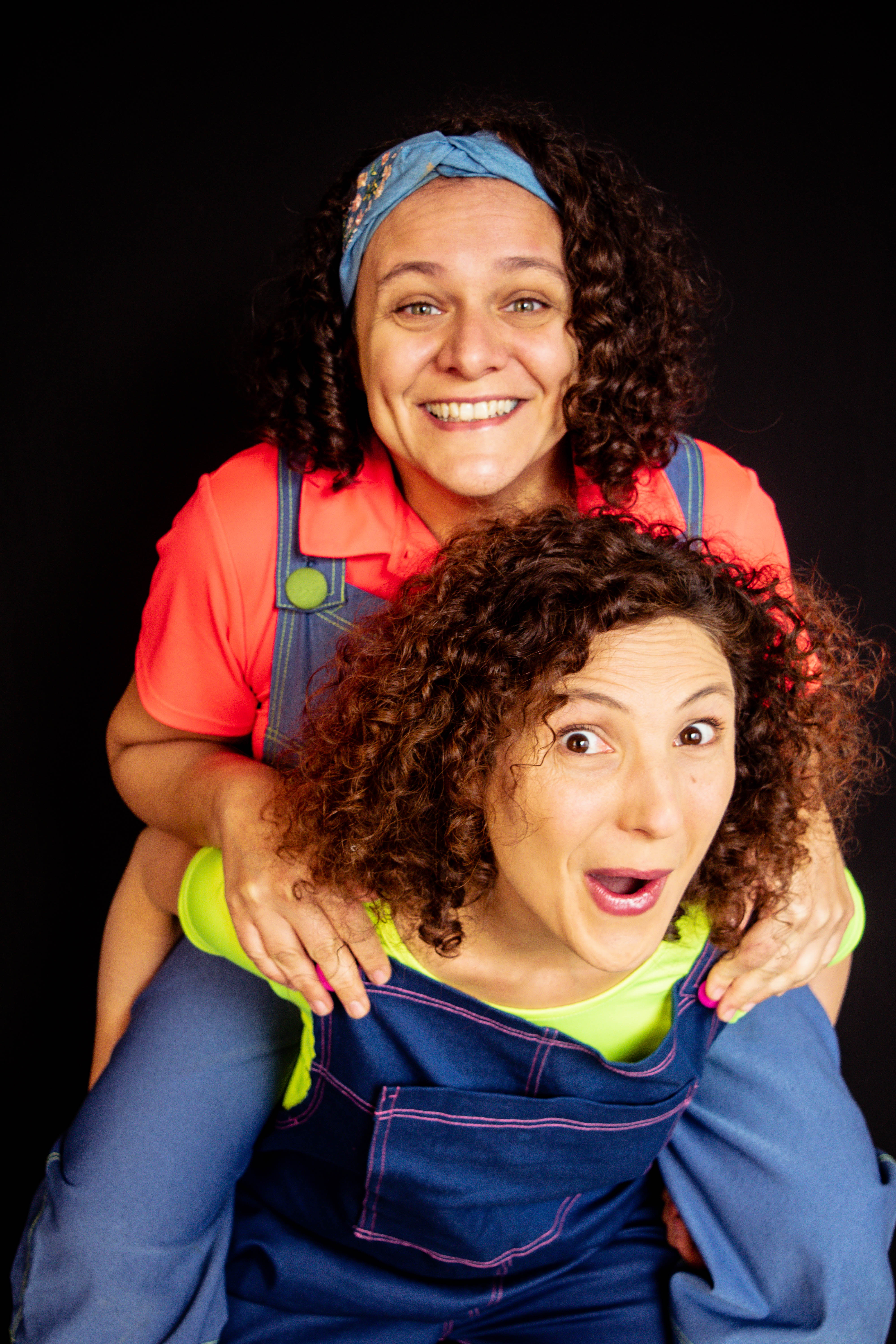 Encuentran muertas a dos amigas en un departamento Encuentran muertas a dos amigas en un departamento