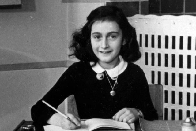 Revelan quién fue el que delató a la familia de Ana Frank a los nazis