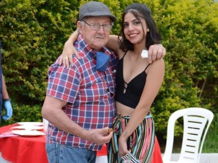 Una sanjuanina se tatuó con su abuelo y él le dio una sorpresa: “Es mi persona favorita” Una sanjuanina se tatuó con su abuelo y él le dio una sorpresa: “Es mi persona favorita”
