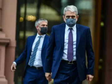 “El que no esté de acuerdo con el rumbo del Gobierno se tiene que ir”, reafirmó Aníbal Fernández