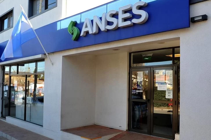 ¿Se cobra medio aguinaldo por Asignación Universal por Hijo?