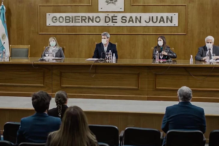 Pagarán $15.000 a empleados de comercio y turístico, y $22.000 a los de hotelería y agencias