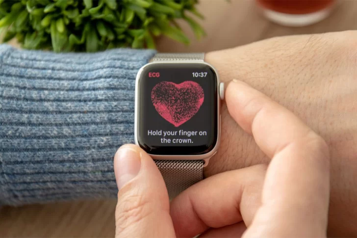 El nuevo Apple Watch 2022 podrá reconocer hasta el estado de tu sangre