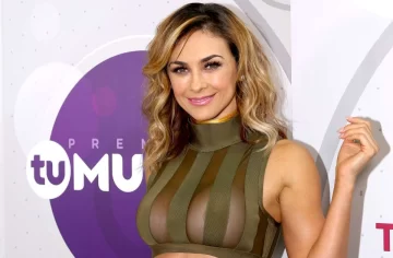 ¡Aracely Arámbula movió la colmena! La mamá de los hijos de Luismi se bañó en miel ¡Aracely Arámbula movió la colmena! La mamá de los hijos de Luismi se bañó en miel
