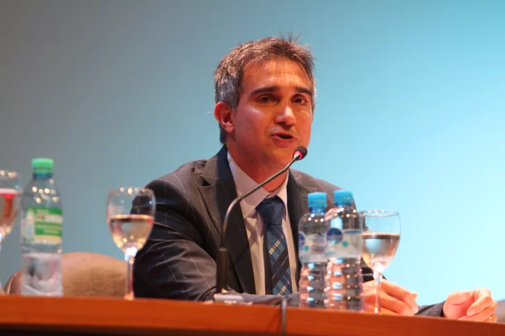 El exintendente Aranda fue designado director del Banco San Juan