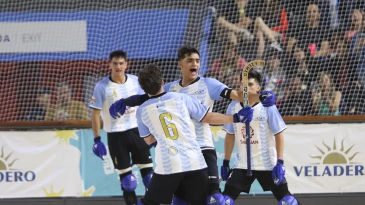 Argentina goleó a Chile y clasificó por adelantado a las semifinales Argentina goleó a Chile y clasificó por adelantado a las semifinales