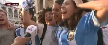 Primer banderazo de hinchas argentinos en Qatar Primer banderazo de hinchas argentinos en Qatar
