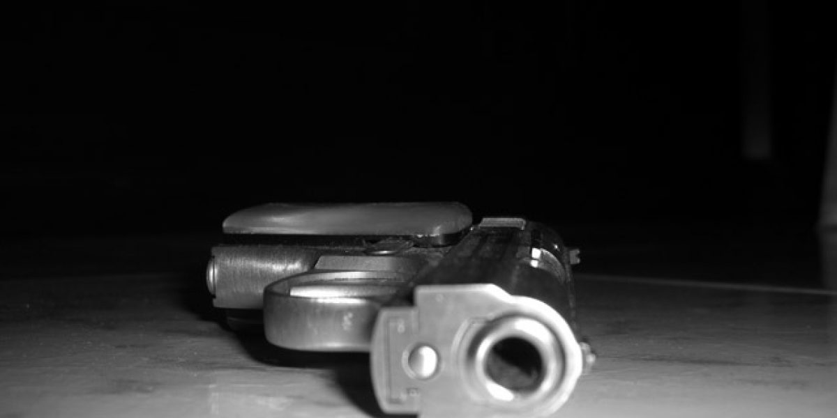 Un abogado en estado de ebriedad le disparó a un grupo de policías Un abogado en estado de ebriedad le disparó a un grupo de policías