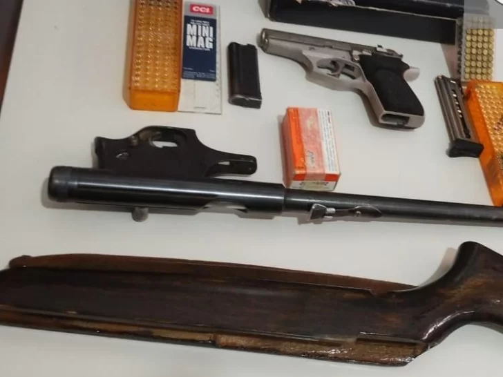 Hallaron una pistola y un rifle que pertenecerían al agresor del médico Hallaron una pistola y un rifle que pertenecerían al agresor del médico
