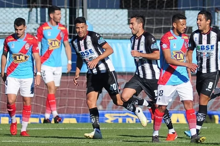 Arsenal se quitó la mufa a puro grito