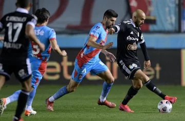 Arsenal especuló al final y Sporting Cristal lo eliminó Arsenal especuló al final y Sporting Cristal lo eliminó