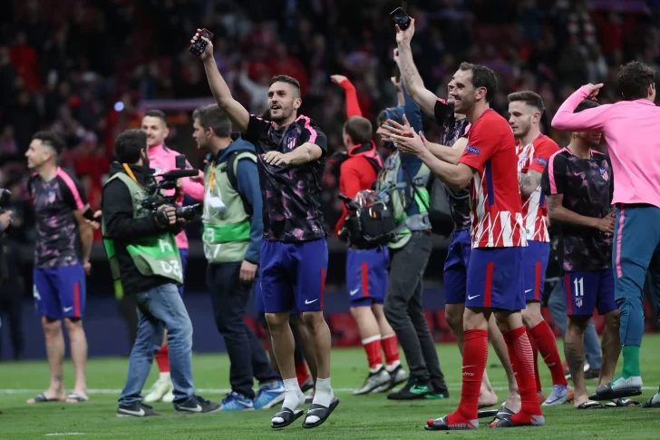 El Atlético del Cholo y el Marsella de Ocampos jugarán la final