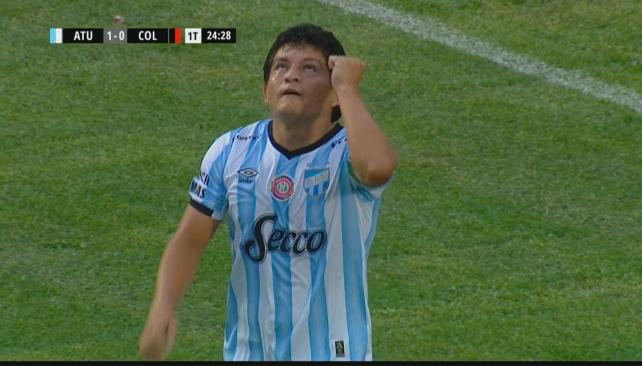 Atlético Tucumán le quitó el invicto a Colón y le impidió ser escolta Atlético Tucumán le quitó el invicto a Colón y le impidió ser escolta