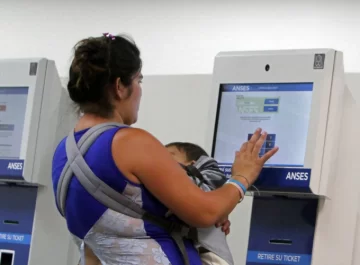 A partir de este lunes, Anses comenzará a pagar el refuerzo de $15.000 para asignaciones A partir de este lunes, Anses comenzará a pagar el refuerzo de $15.000 para asignaciones