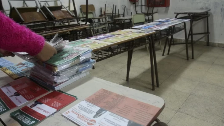 Más de 33 millones de ciudadanos votan este domingo en el país Más de 33 millones de ciudadanos votan este domingo en el país