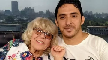 Son pareja, se llevan 50 años de diferencia y dieron detalles de su vida sexual Son pareja, se llevan 50 años de diferencia y dieron detalles de su vida sexual