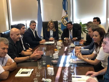 Paritaria docente: impase hasta las 20, a la espera de la negociación nacional Paritaria docente: impase hasta las 20, a la espera de la negociación nacional