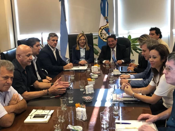 Paritaria docente: impase hasta las 20, a la espera de la negociación nacional Paritaria docente: impase hasta las 20, a la espera de la negociación nacional