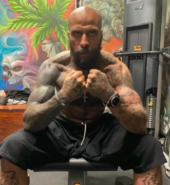 Un rapero mexicano causó pánico en las redes al dar la fecha y hora del fin del mundo Un rapero mexicano causó pánico en las redes al dar la fecha y hora del fin del mundo